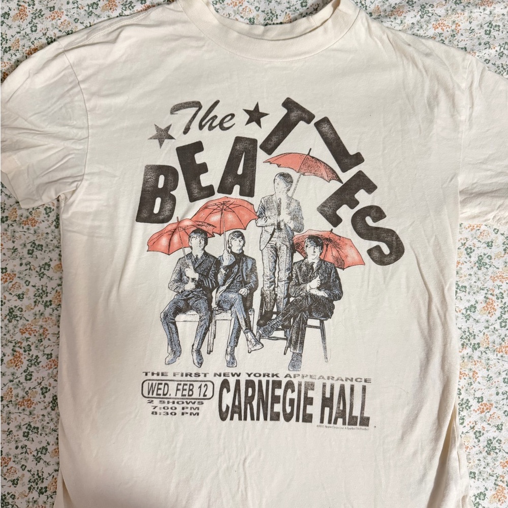 Abercrombie & Fitch Cream Graphic Tee